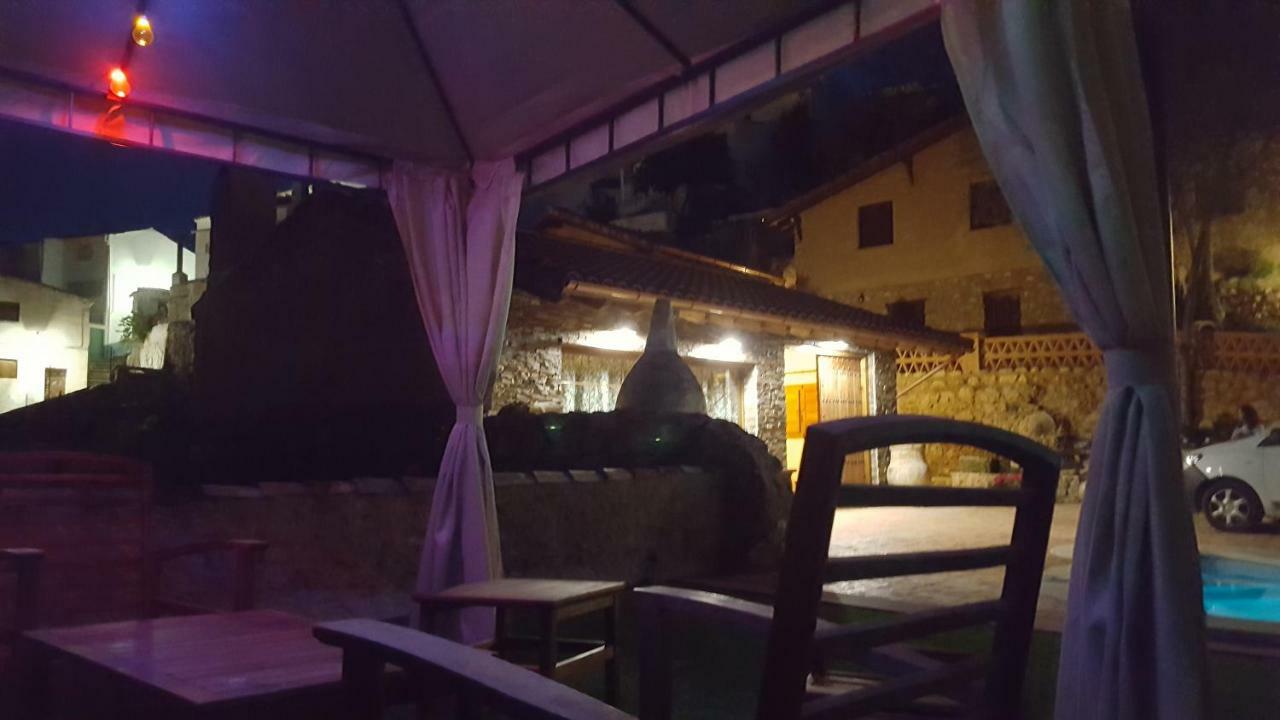 Casas Rurales Almoguer Frailes Bagian luar foto